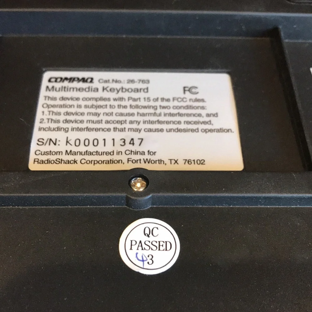 Vintage 2004-2005 Compaq/RadioShack Multimedia Keyboard